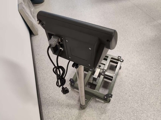 Piattaforma compatta in acciaio leggero da 300 kg con display LED di peso elevato