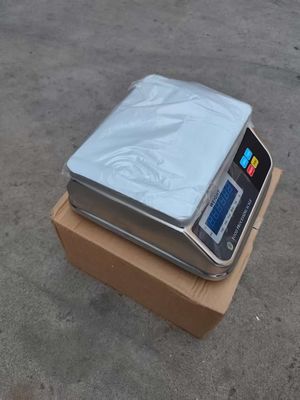 Prezzo di fabbrica IP68 impermeabile 30kg Pesatura digitale Pesci marini Pesca elettronica Alimenti Pesci impermeabili