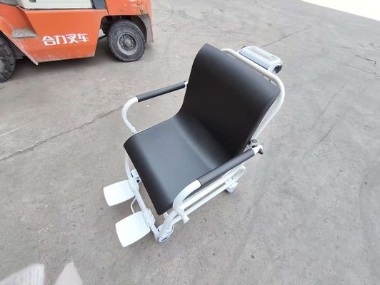 Scale per sedie a rotelle Strumenti essenziali per misurare con precisione il peso negli ospedali