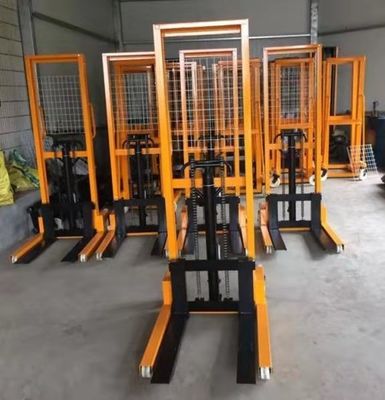 Carrello elevatore idraulico della mano