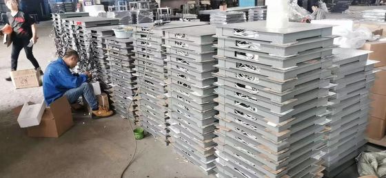 La polvere ha ricoperto le bilancie commerciali di superficie del banco di 1000kg 60x80cm